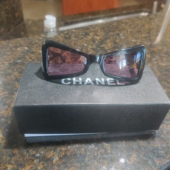 CHANEL Sunglasses vintage main image 5